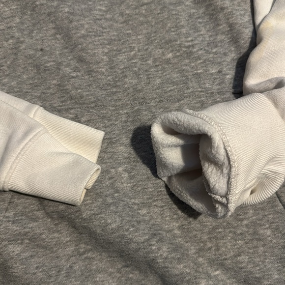 Hollister Gray and White Hoodie with Green Graphic - Picture 5 of 9